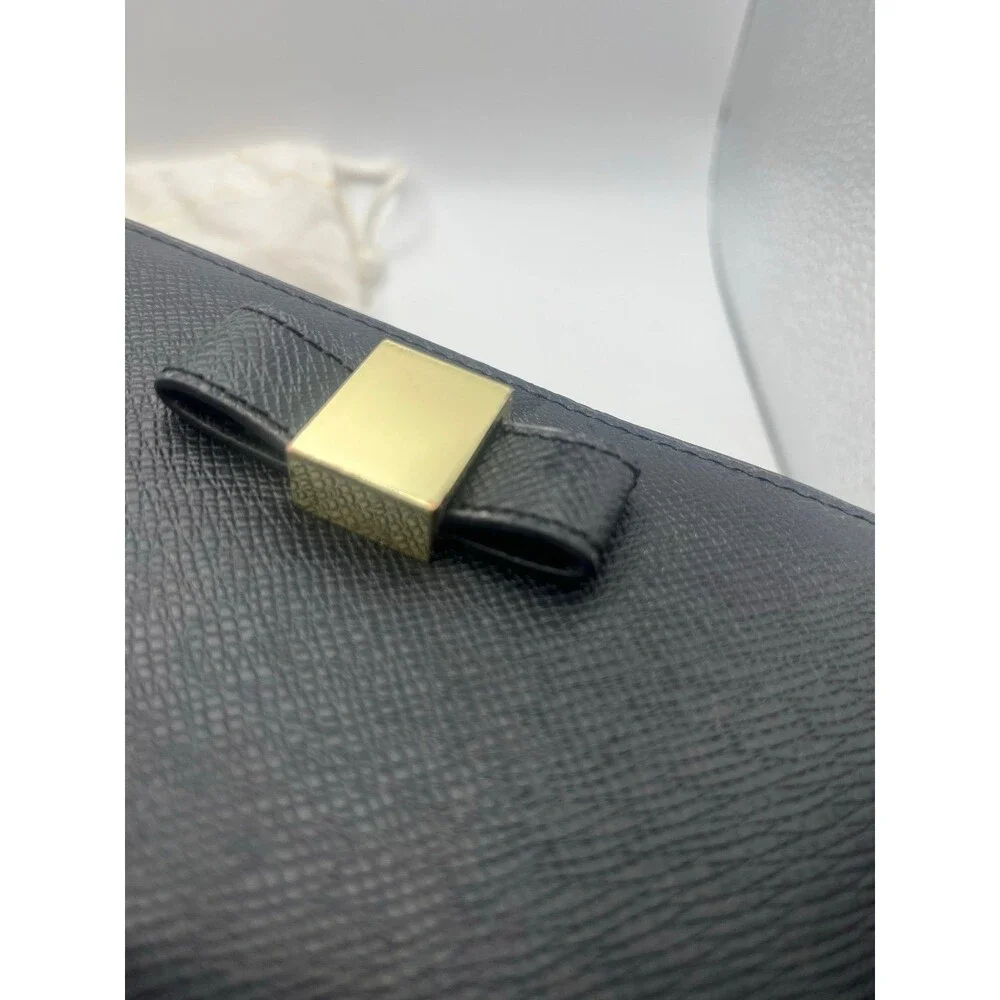 Ivanka Trump Blair Bow Wallet - Picture 9 of 10